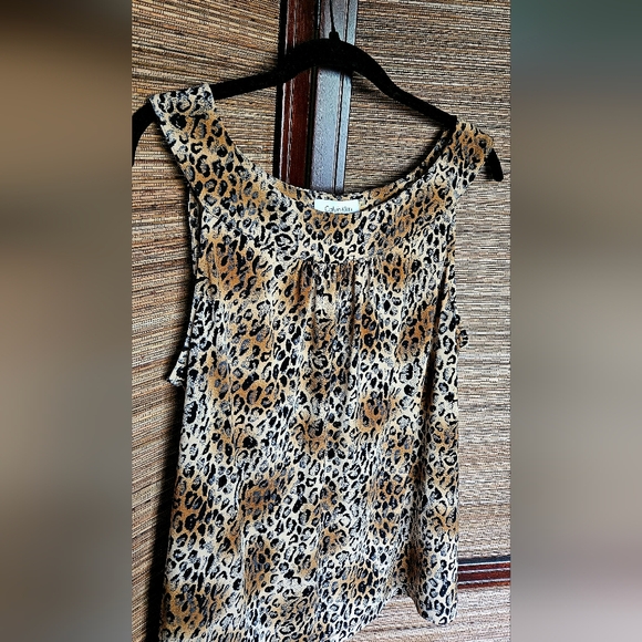 Calvin Klein sleeveless top, Size:LG - Picture 1 of 3
